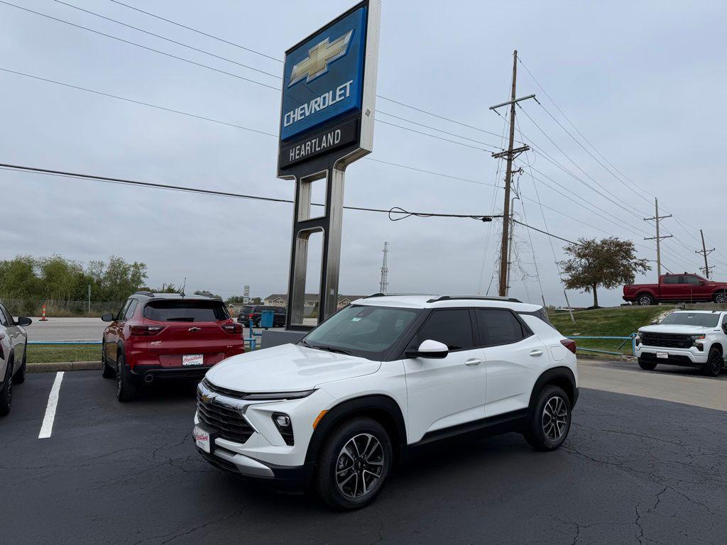 new 2026 Chevrolet TrailBlazer car, priced at $29,085