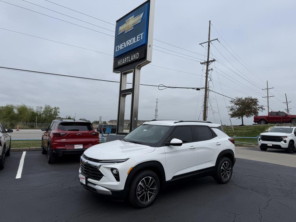 new 2026 Chevrolet TrailBlazer car, priced at $27,085