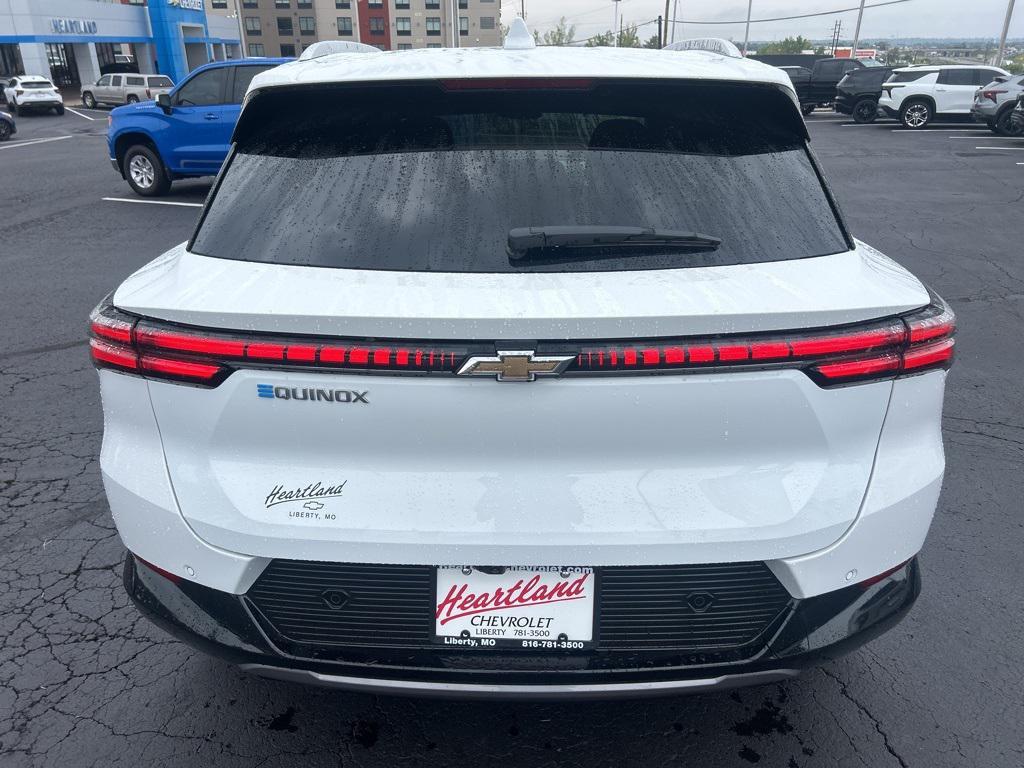 new 2025 Chevrolet Equinox EV car, priced at $45,090