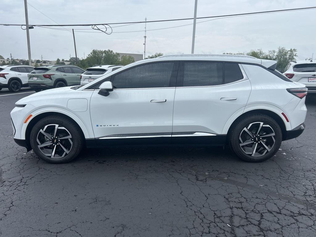 new 2025 Chevrolet Equinox EV car, priced at $45,090