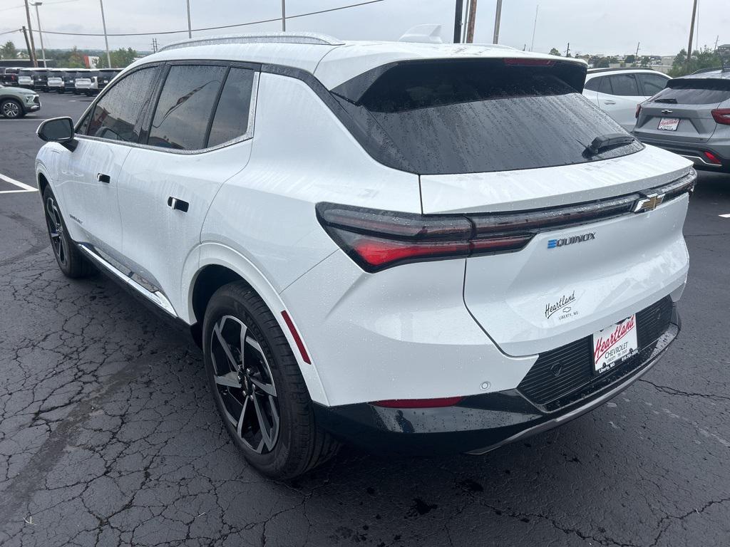 new 2025 Chevrolet Equinox EV car, priced at $45,090