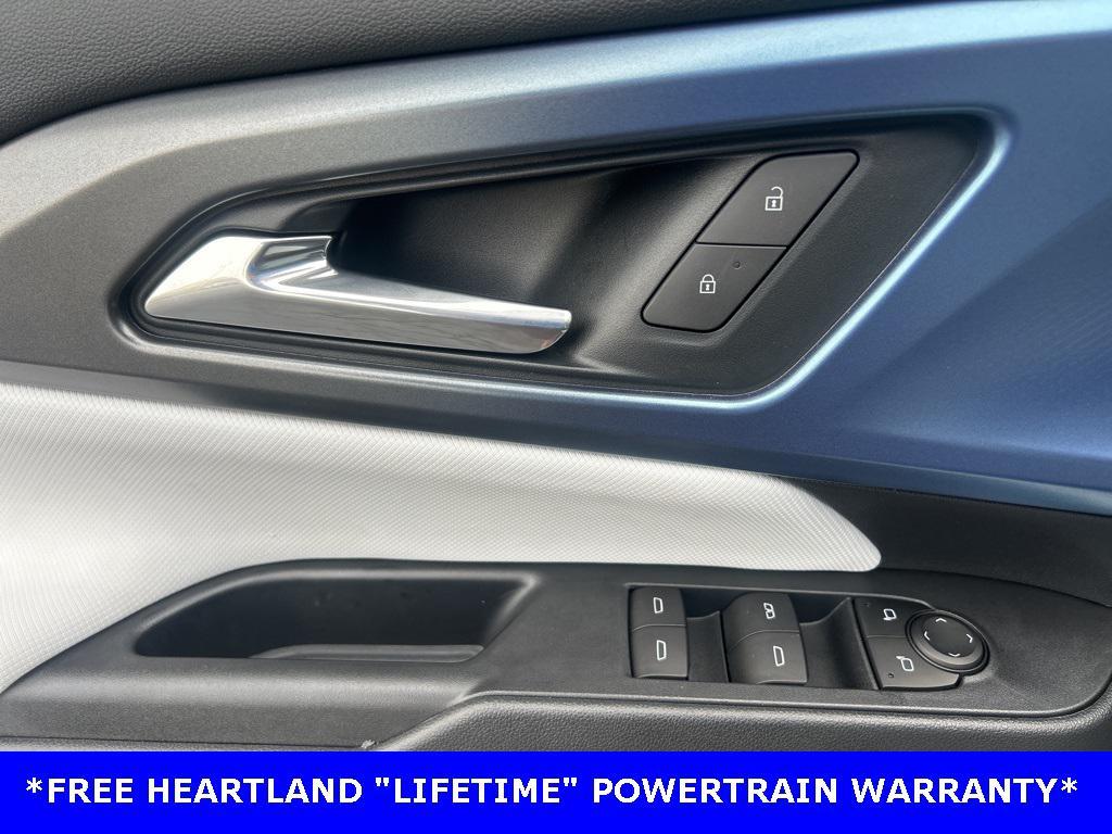 new 2025 Chevrolet Equinox EV car, priced at $42,090