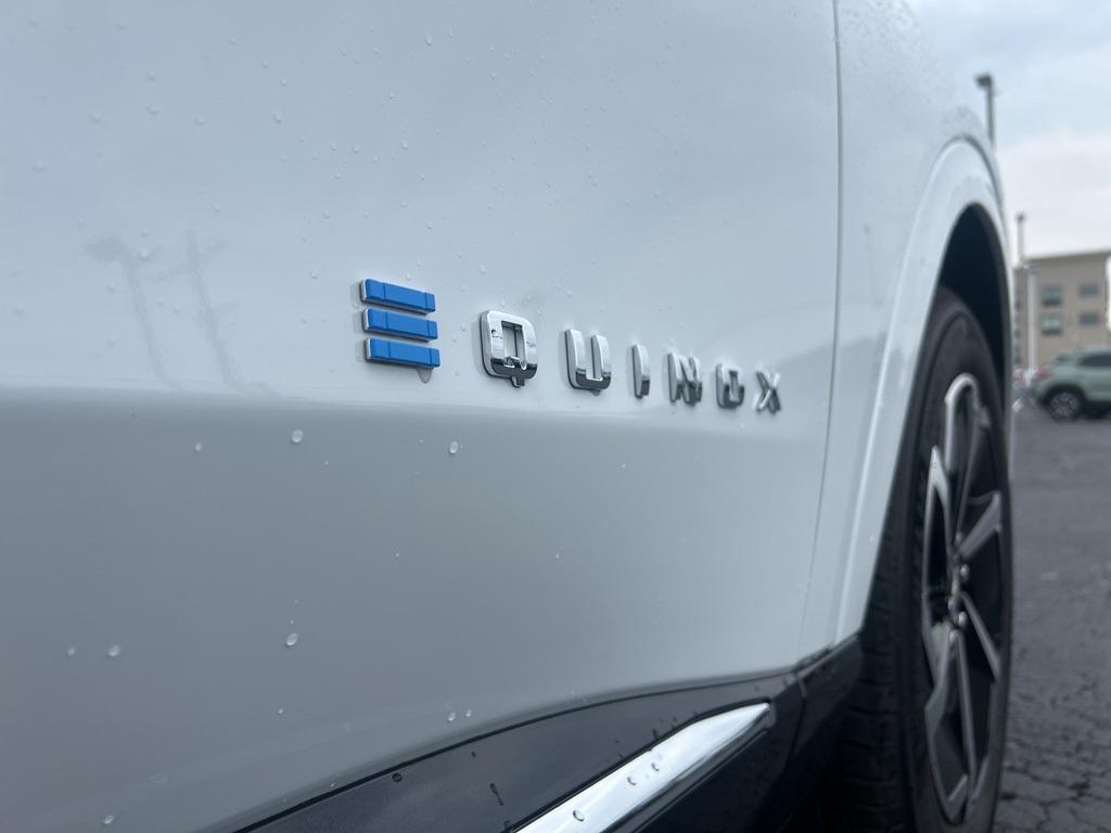 new 2025 Chevrolet Equinox EV car, priced at $45,090