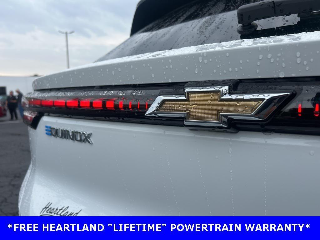 new 2025 Chevrolet Equinox EV car, priced at $42,090