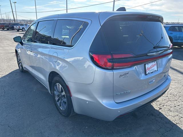 used 2024 Chrysler Pacifica Hybrid car, priced at $35,593