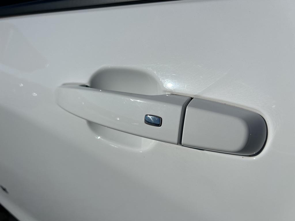 used 2024 Chevrolet Equinox car, priced at $22,658