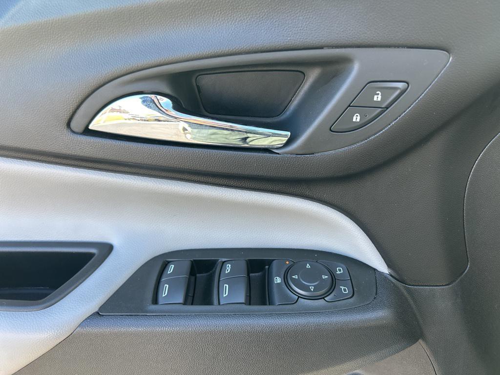 used 2024 Chevrolet Equinox car, priced at $22,601