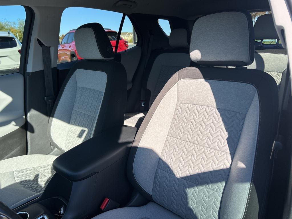 used 2024 Chevrolet Equinox car, priced at $22,658