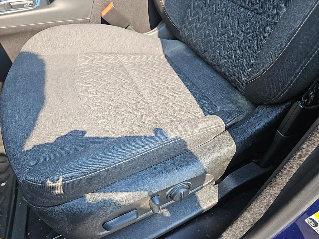 used 2022 Chevrolet Equinox car, priced at $21,259