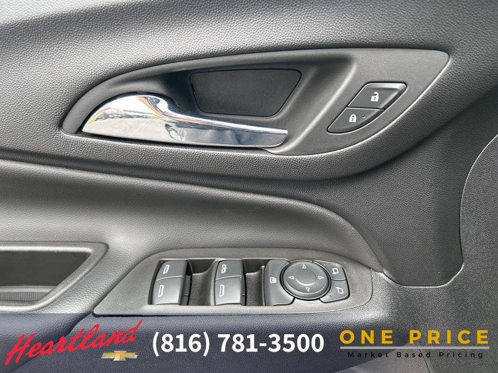 used 2022 Chevrolet Equinox car, priced at $19,314