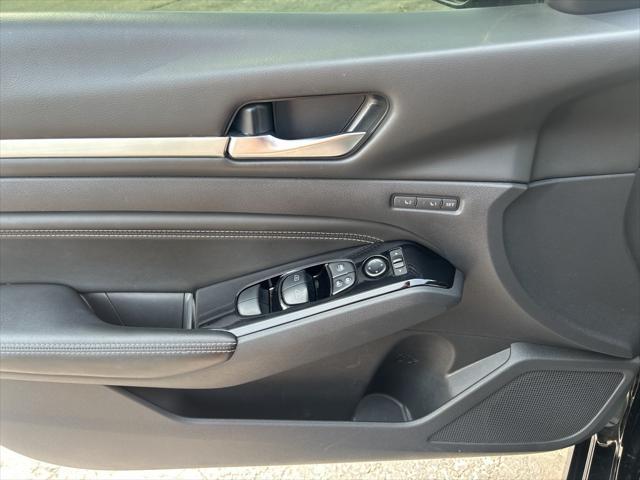used 2022 Nissan Altima car, priced at $25,621