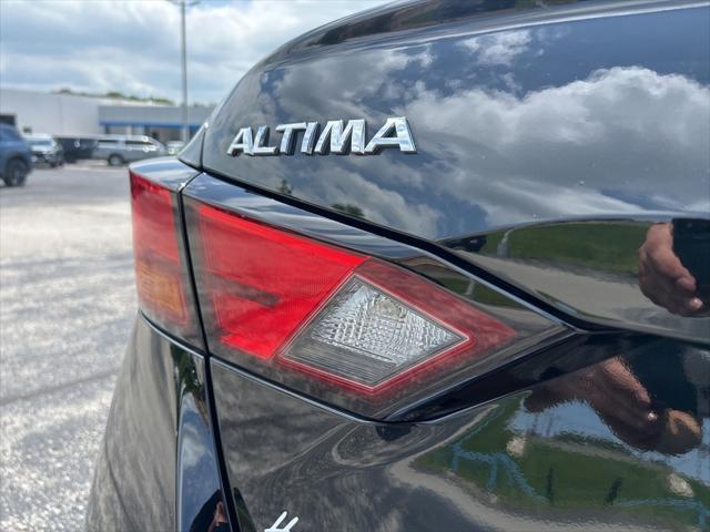 used 2022 Nissan Altima car, priced at $25,621