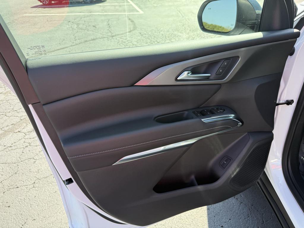 new 2026 Chevrolet Traverse car, priced at $46,490