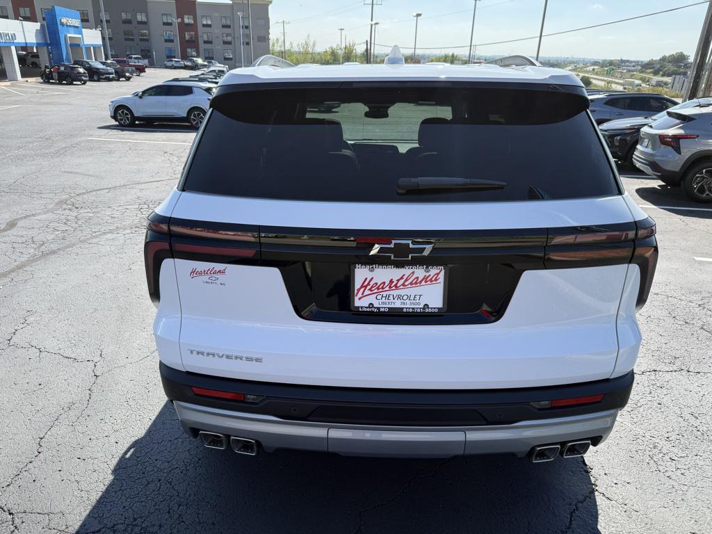 new 2026 Chevrolet Traverse car, priced at $46,490