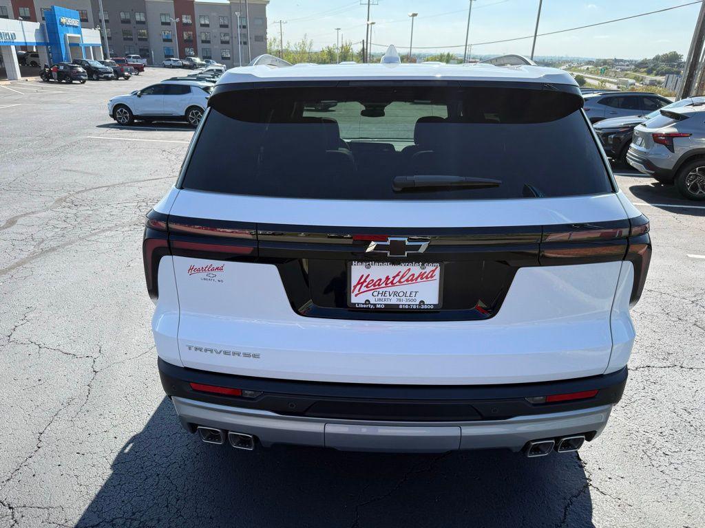 new 2026 Chevrolet Traverse car, priced at $46,490