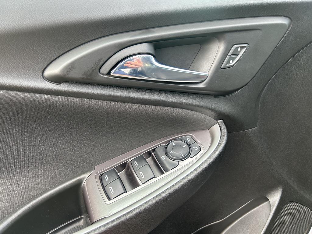 used 2022 Chevrolet Malibu car, priced at $18,994