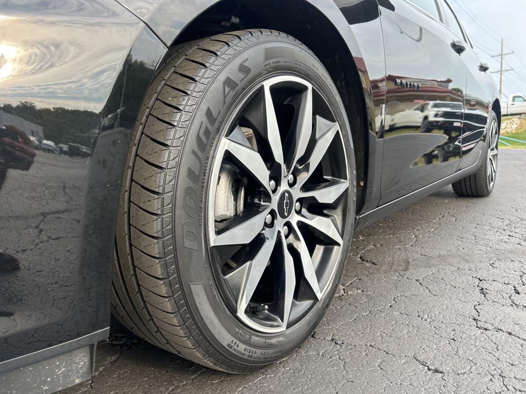 used 2022 Chevrolet Malibu car, priced at $18,994