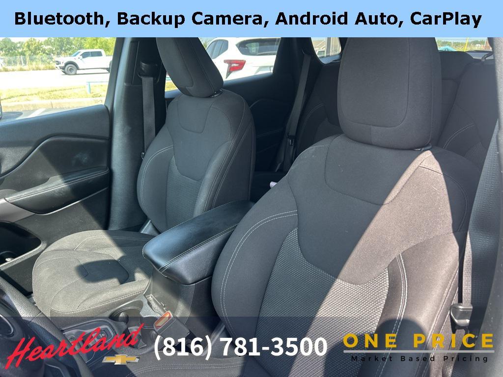 used 2019 Jeep Cherokee car, priced at $15,400