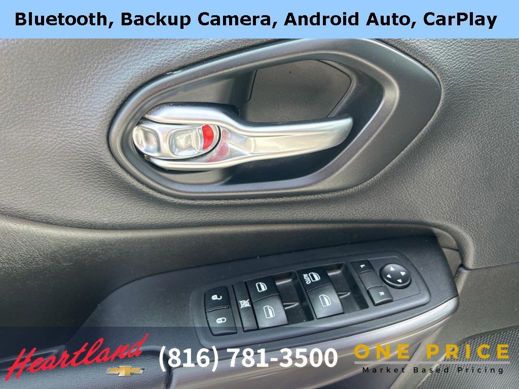 used 2019 Jeep Cherokee car, priced at $15,400