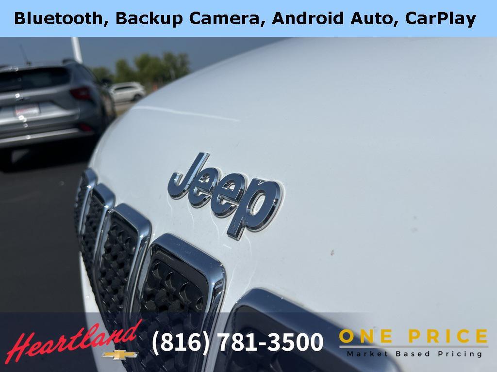 used 2019 Jeep Cherokee car, priced at $15,400