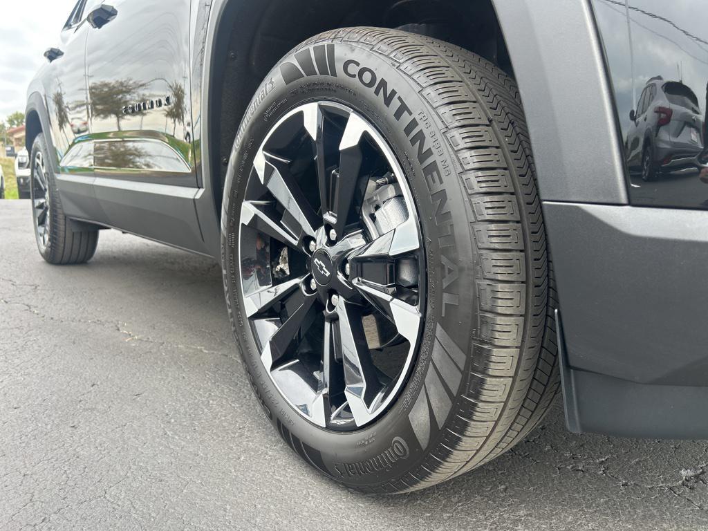 used 2025 Chevrolet Equinox car, priced at $31,544