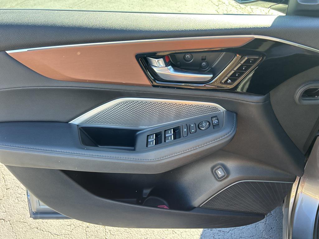 used 2022 Acura MDX car, priced at $35,688