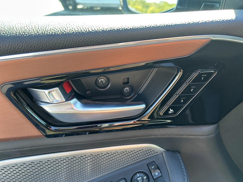 used 2022 Acura MDX car, priced at $35,688