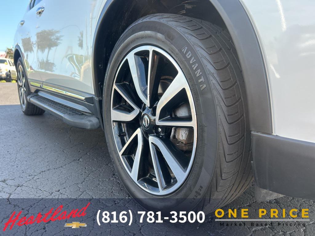 used 2019 Nissan Rogue car, priced at $19,499