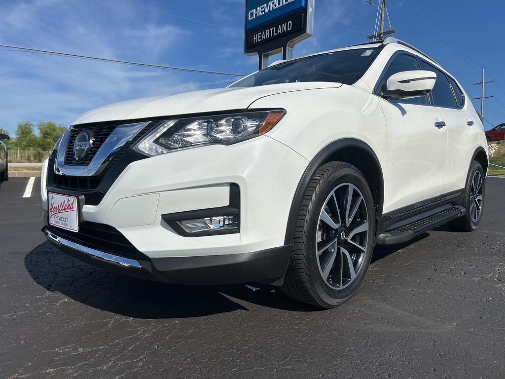 used 2019 Nissan Rogue car, priced at $17,952