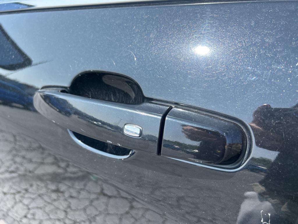 used 2020 Chevrolet Equinox car, priced at $14,998