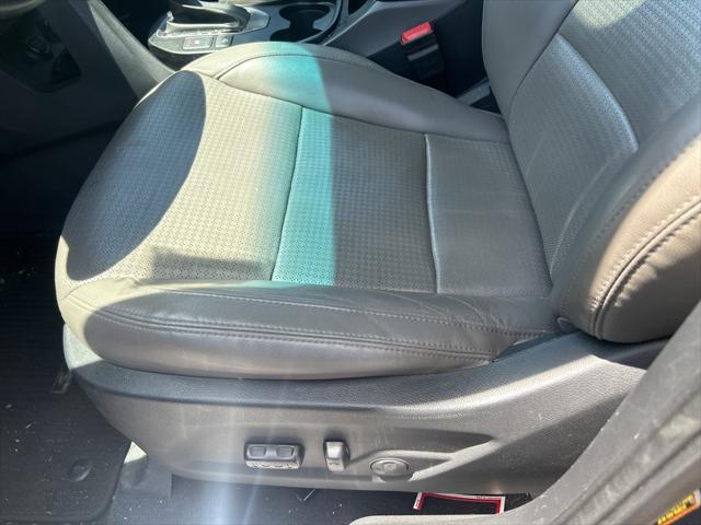 used 2014 Hyundai Santa Fe Sport car, priced at $14,995
