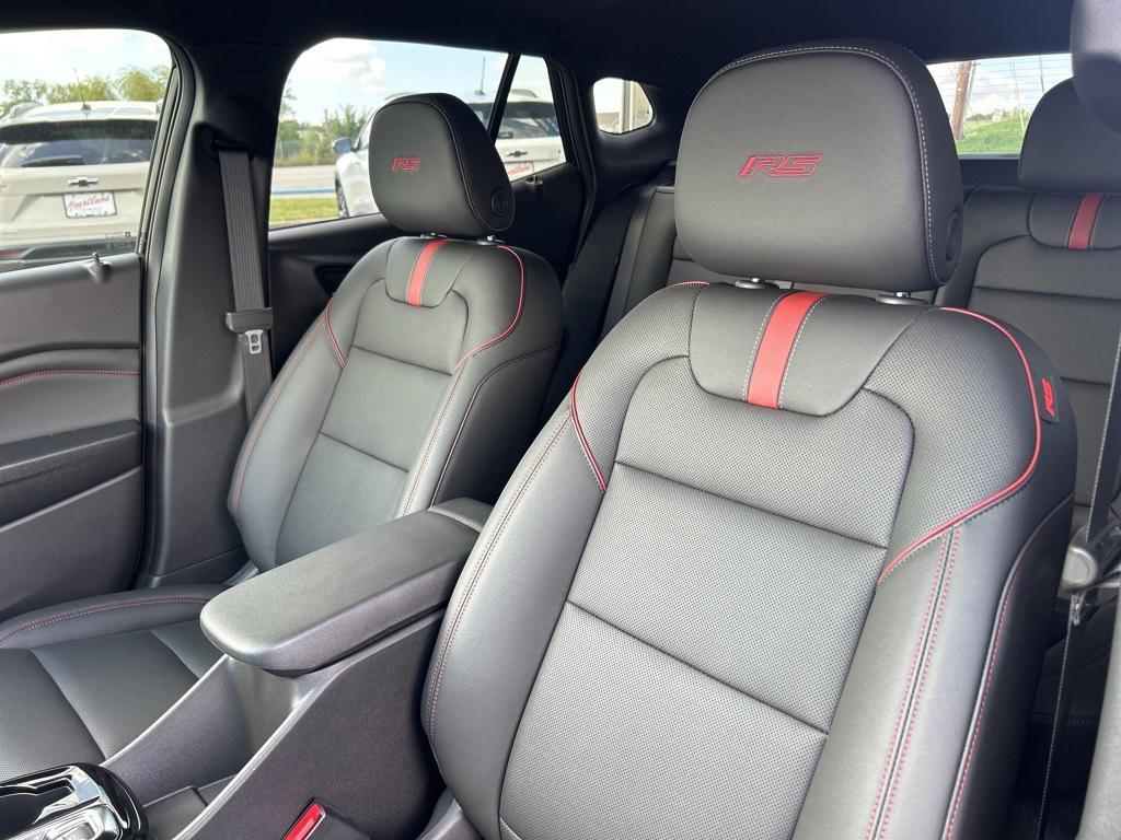 new 2025 Chevrolet Trax car, priced at $27,980