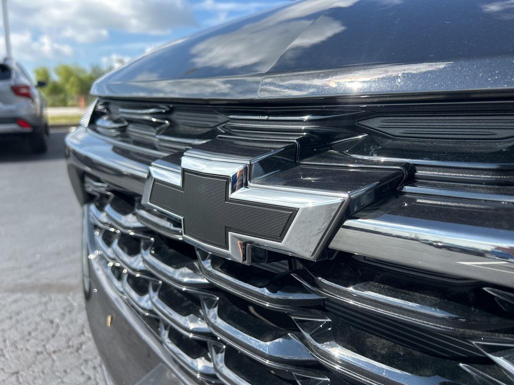 new 2025 Chevrolet Trax car, priced at $27,980