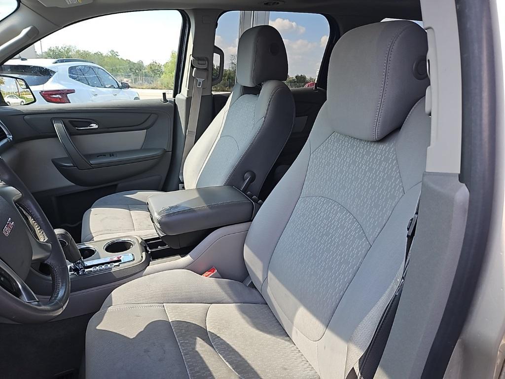 used 2013 GMC Acadia car, priced at $9,950