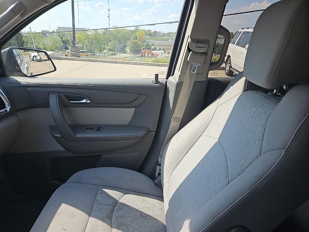 used 2013 GMC Acadia car, priced at $9,950