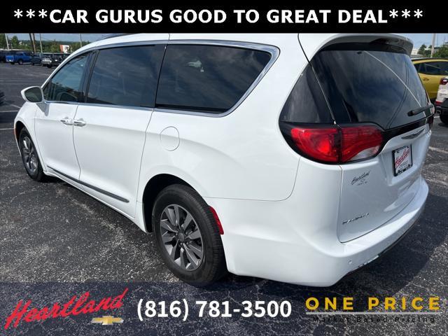 used 2019 Chrysler Pacifica car, priced at $18,694