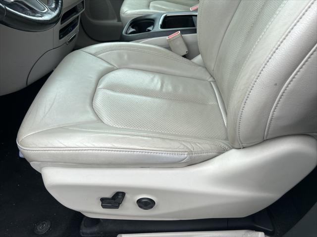 used 2019 Chrysler Pacifica car, priced at $18,389