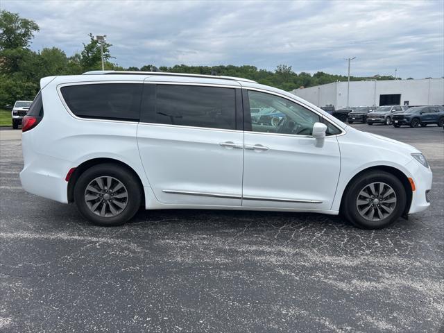 used 2019 Chrysler Pacifica car, priced at $18,389