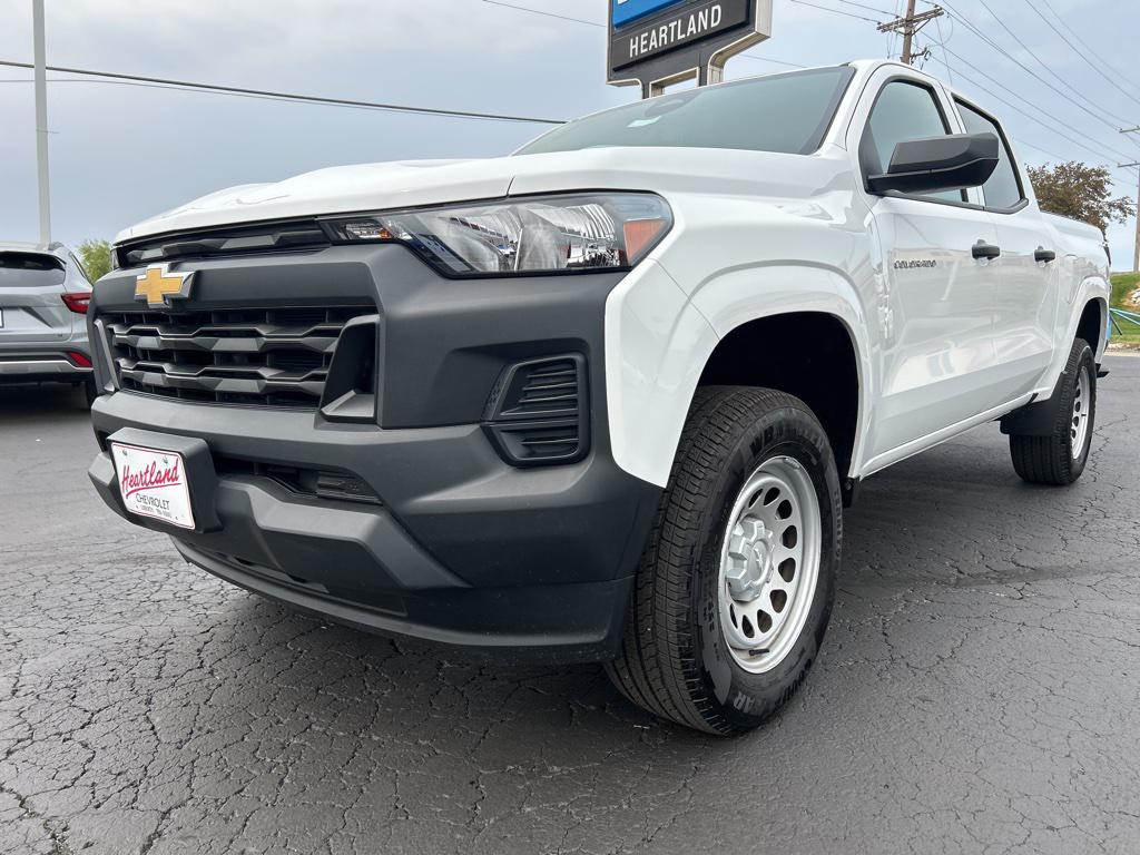 new 2025 Chevrolet Colorado car, priced at $35,065