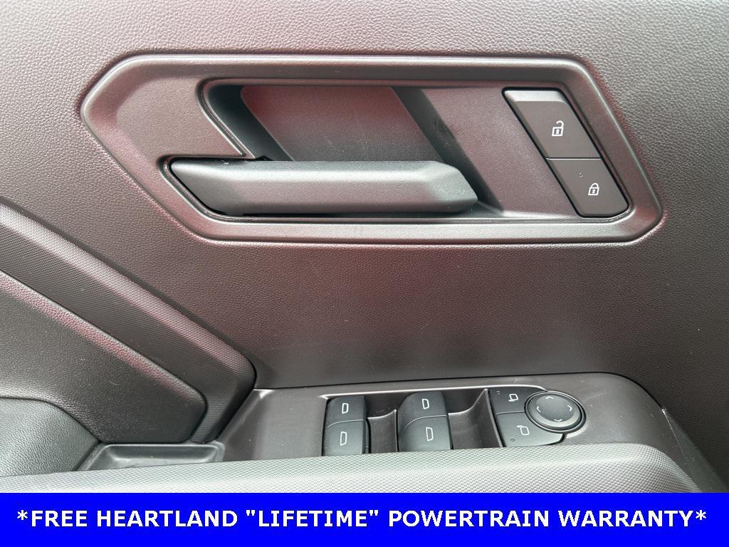 new 2025 Chevrolet Colorado car, priced at $31,565