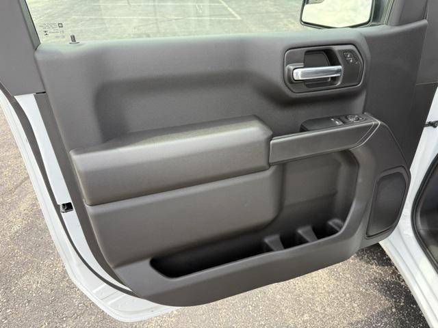 new 2025 Chevrolet Silverado 1500 car, priced at $43,980