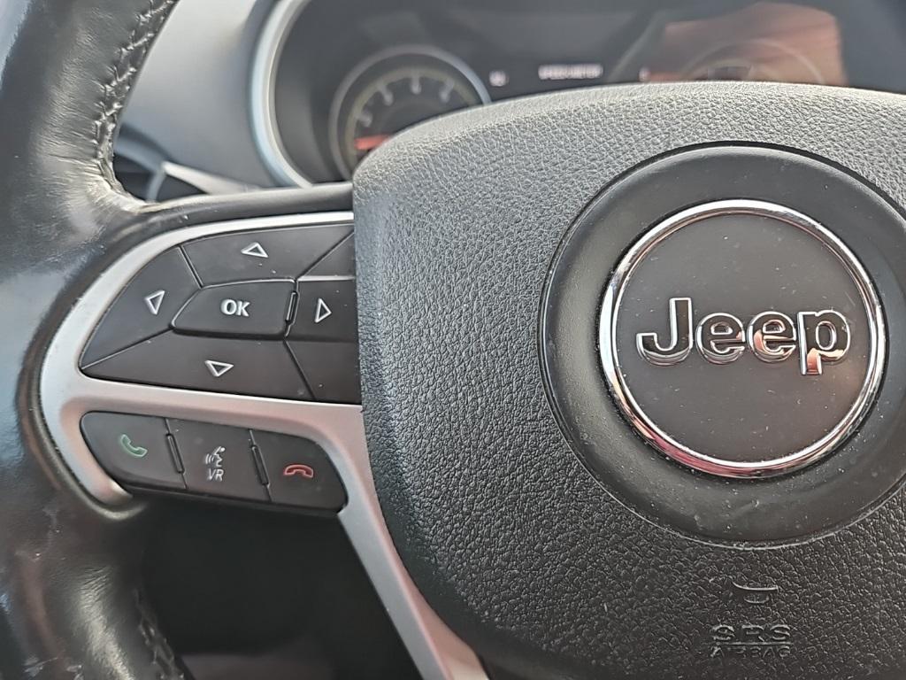 used 2014 Jeep Cherokee car, priced at $10,500