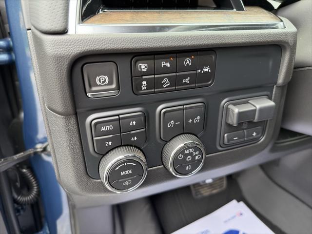 new 2025 Chevrolet Tahoe car, priced at $96,220