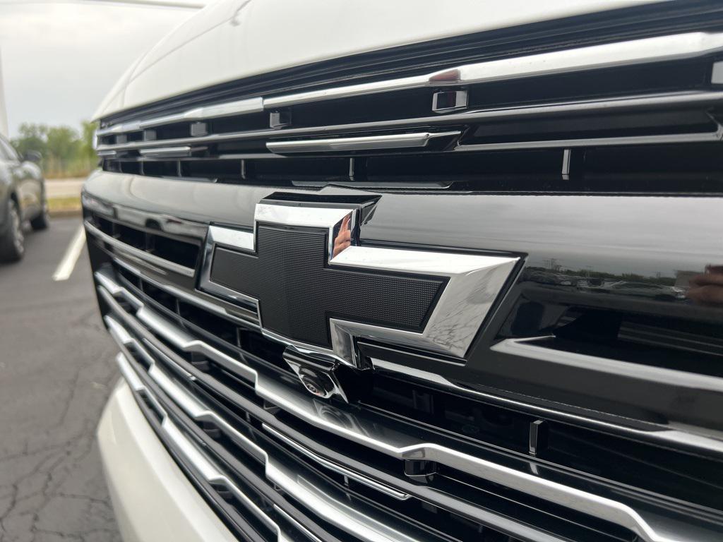 new 2025 Chevrolet Tahoe car, priced at $85,464