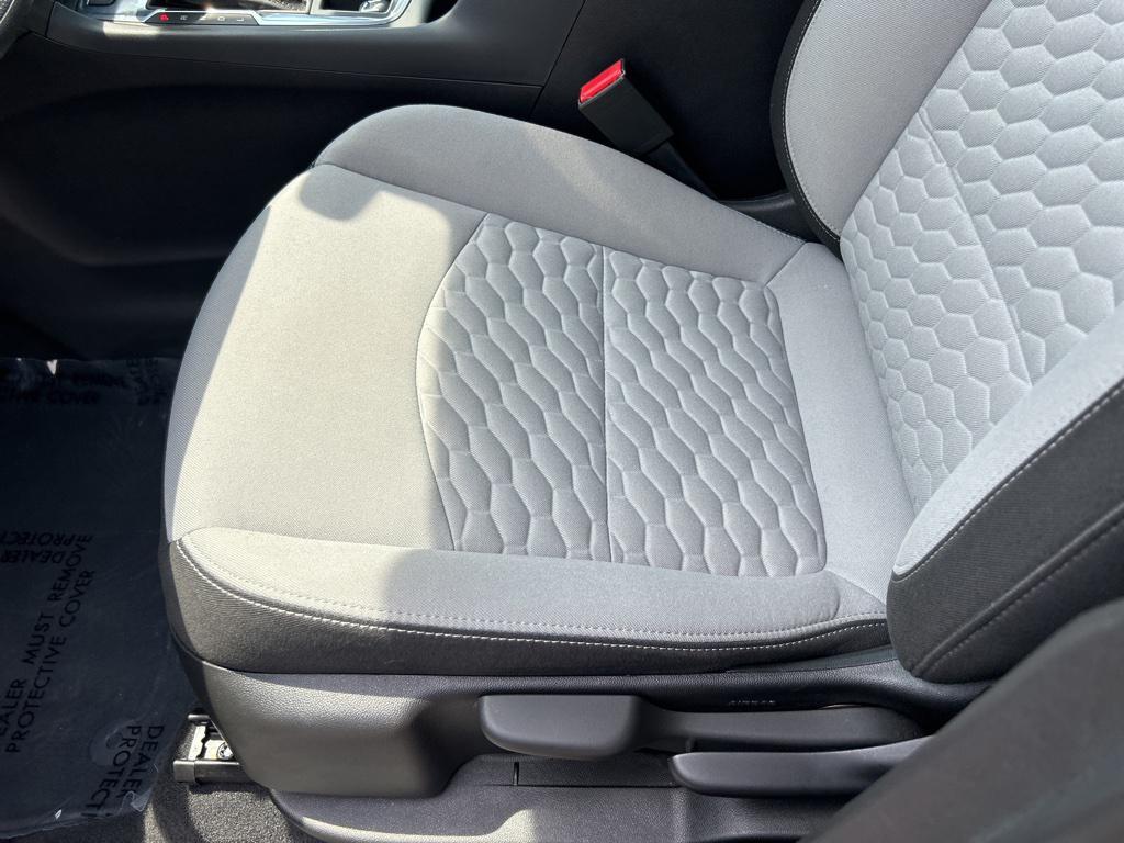 used 2021 Chevrolet Equinox car, priced at $19,132