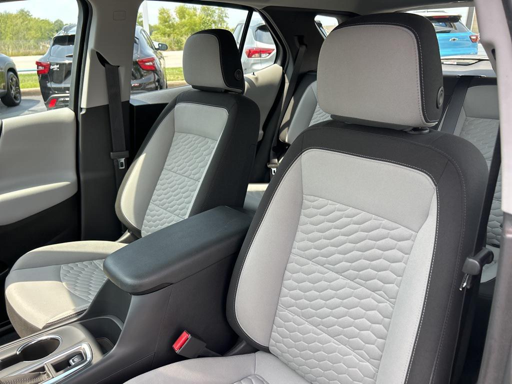 used 2021 Chevrolet Equinox car, priced at $19,132