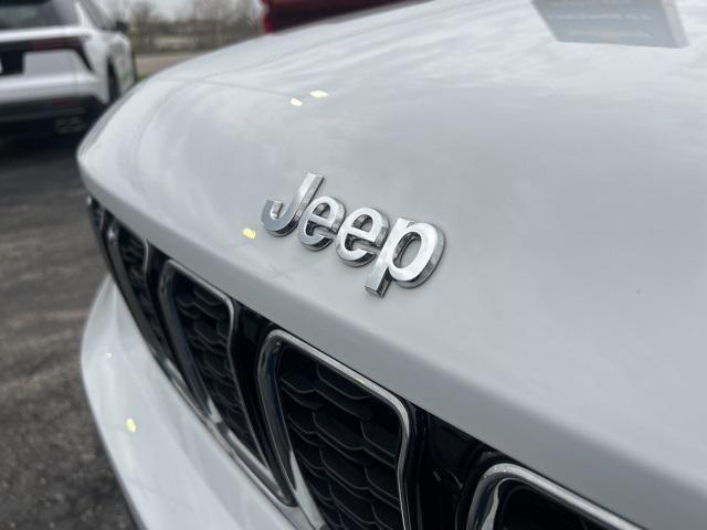used 2022 Jeep Grand Cherokee L car, priced at $33,984