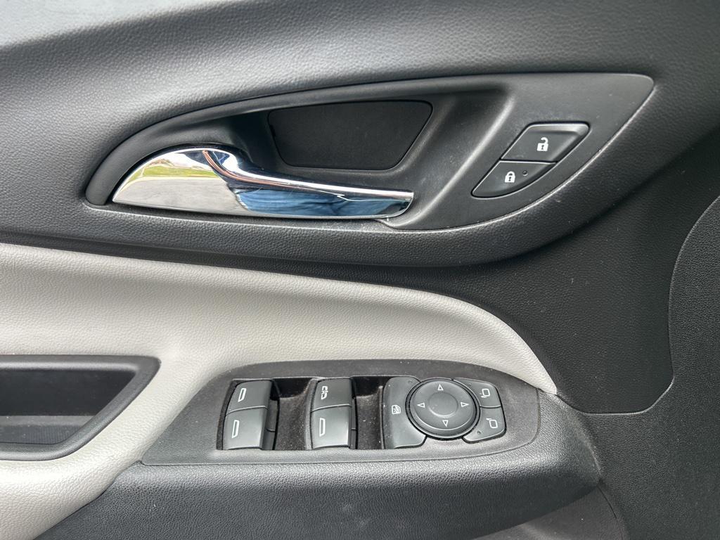 used 2019 Chevrolet Equinox car, priced at $12,877