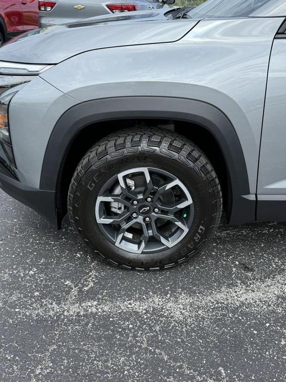 new 2026 Chevrolet Equinox car, priced at $39,290