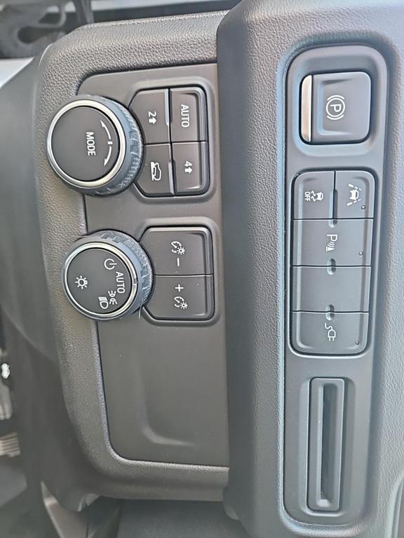 used 2022 Chevrolet Tahoe car, priced at $45,997